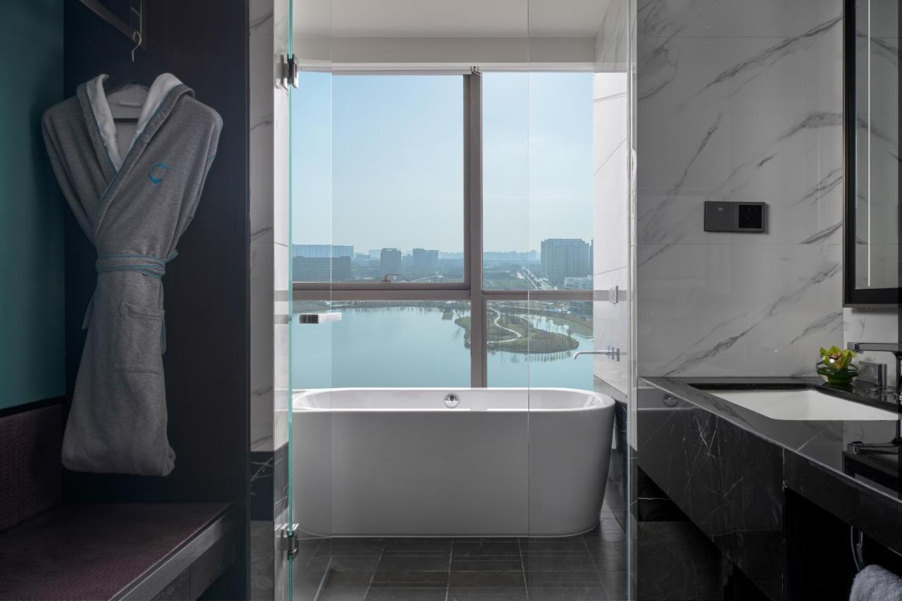Hyatt Centric Lakeside Ningbo Eksteriør billede