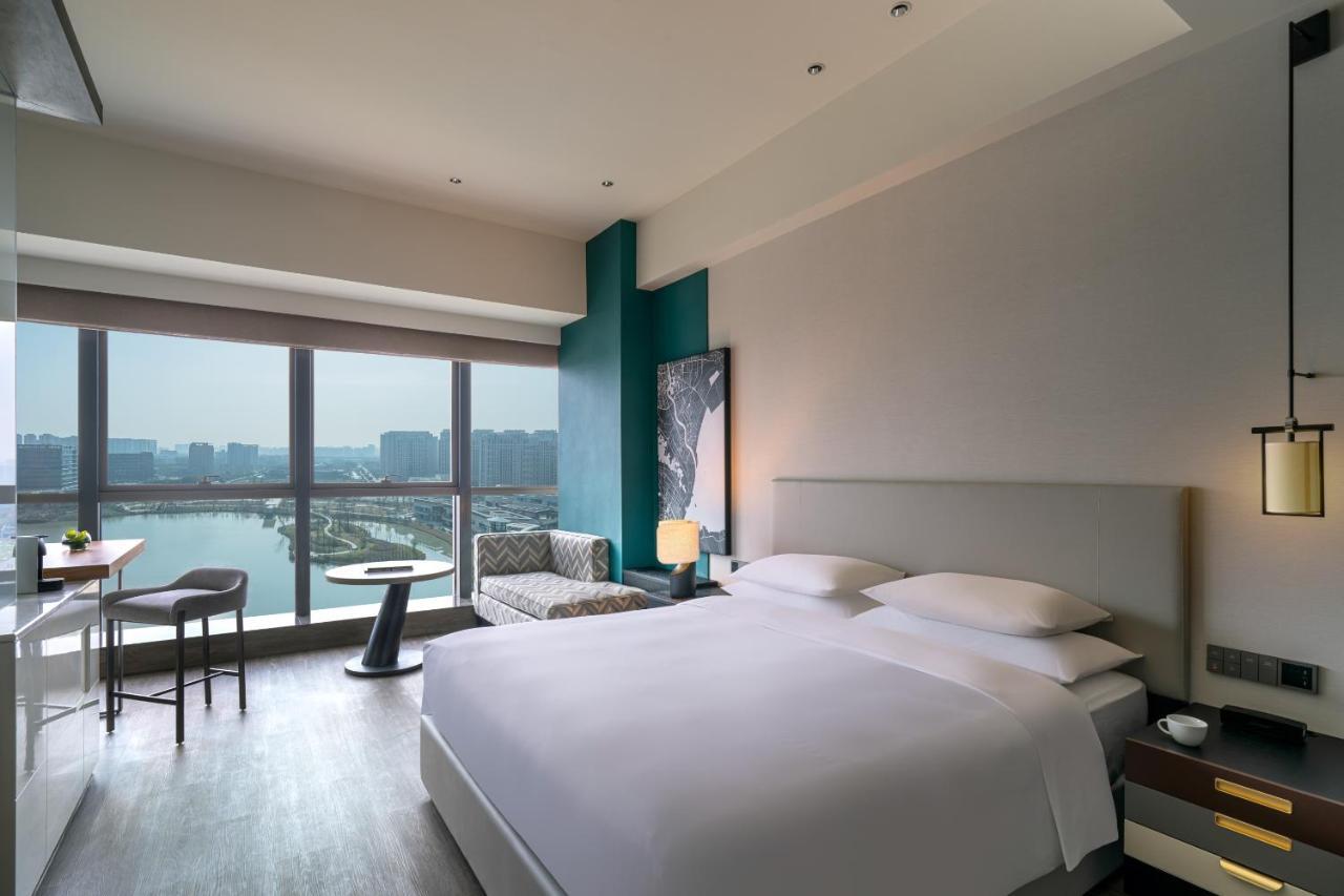 Hyatt Centric Lakeside Ningbo Eksteriør billede