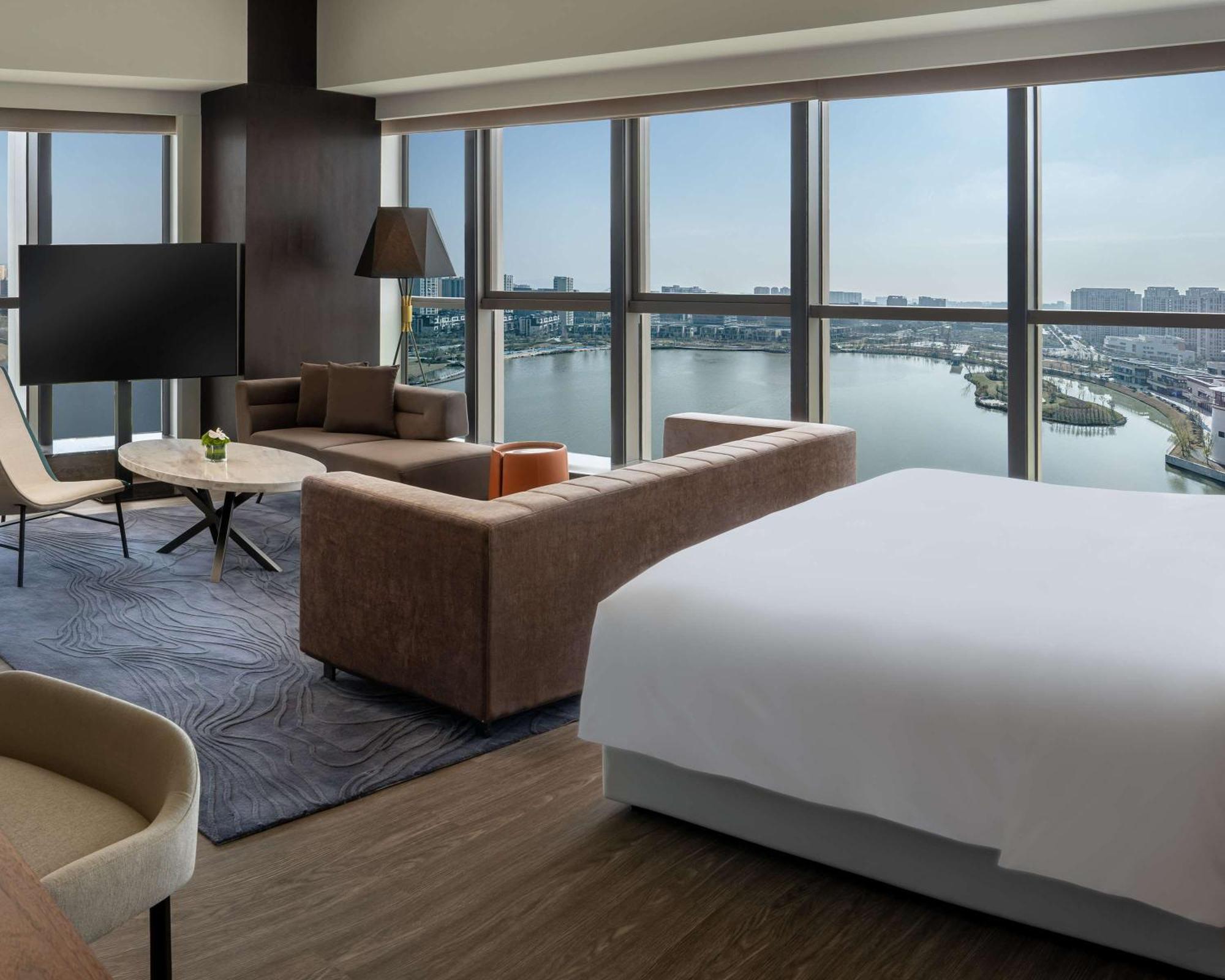 Hyatt Centric Lakeside Ningbo Eksteriør billede